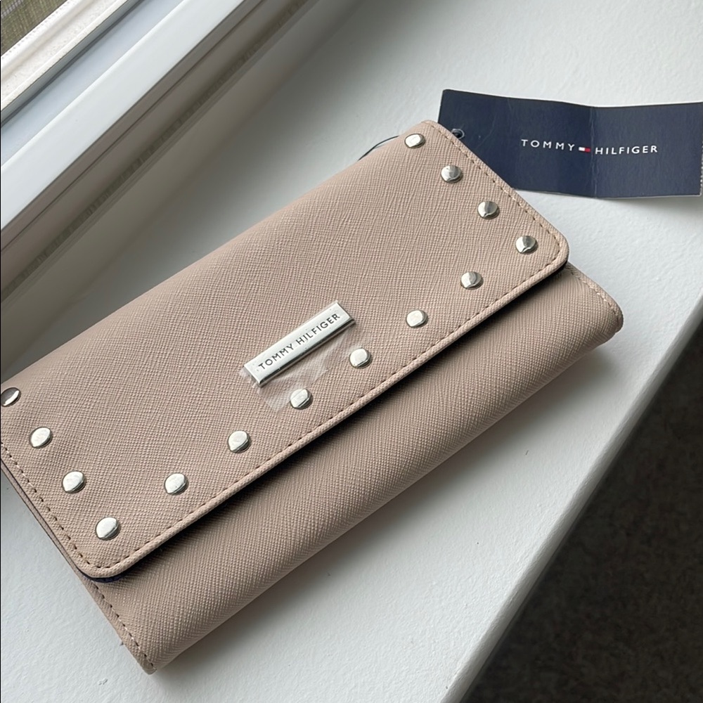 NWT Tommy Hilfiger Studded Women's Wallet